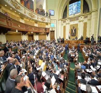 «إسكان البرلمان» تحدد حالة واحدة تلزم صاحب العقار بسداد قيمة تصالح مخالفات البناء يمكن لصاحب الوحدة رفع دعوي إلزام علي صاحب العقار ولكنه مضطر إلى الانتظار إلى ما يقرب من 6 أشهر لحين البت في الدعوي